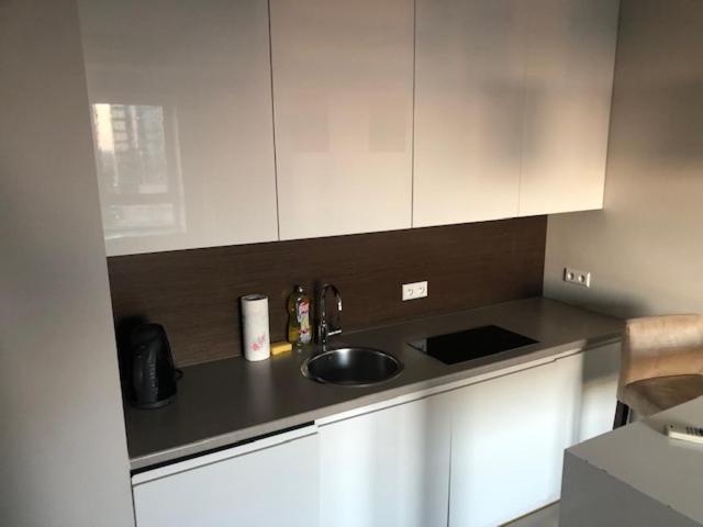 Luxury Apartments In Platinium Towers Варшава Экстерьер фото